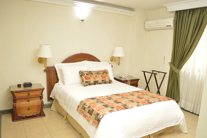 Hotel Casa Laureles 메딜린 외부 사진