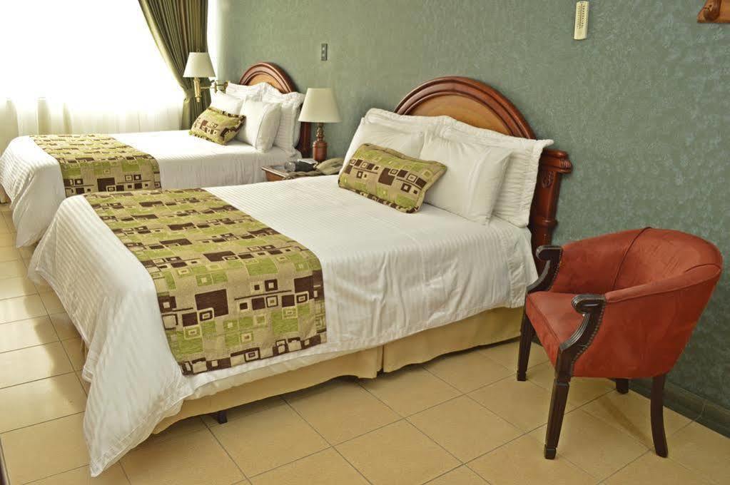 Hotel Casa Laureles 메딜린 외부 사진