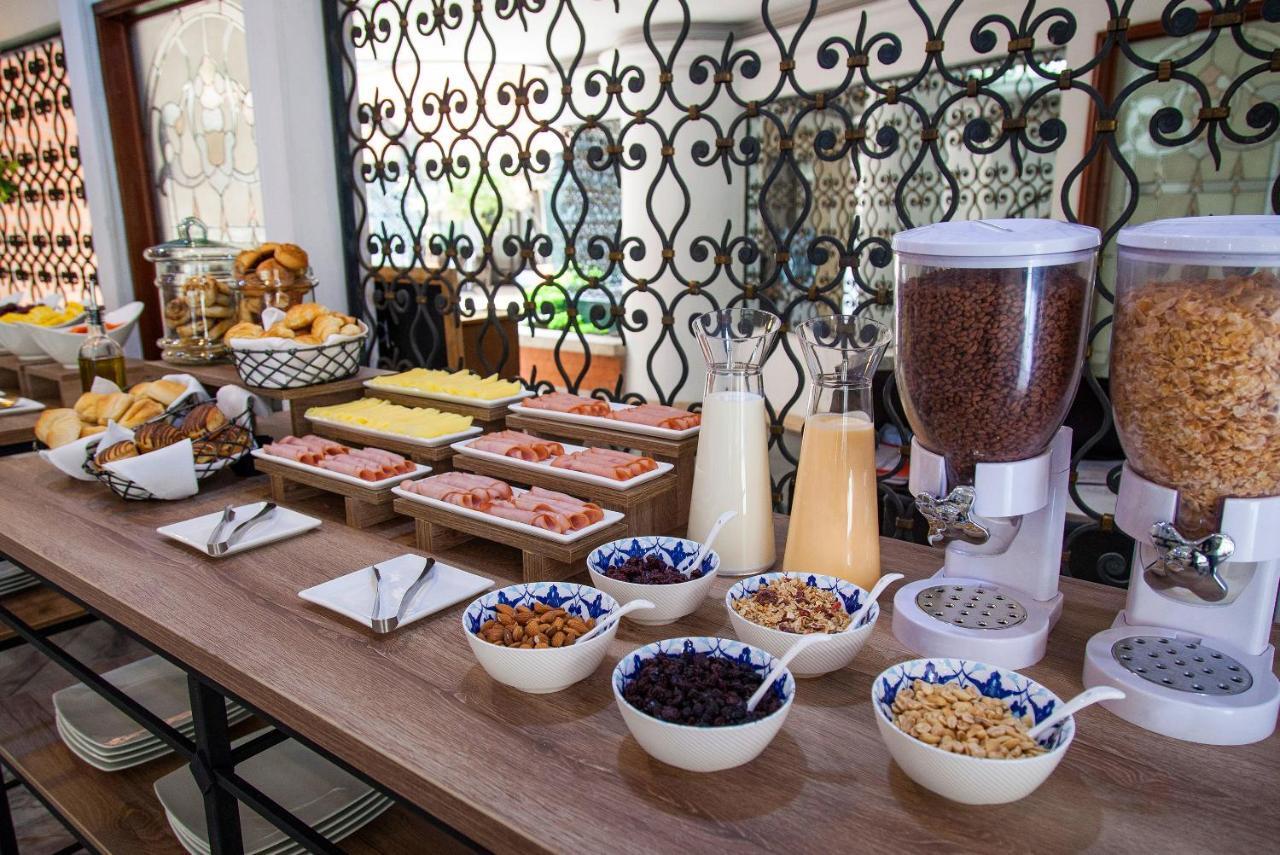 Hotel Casa Laureles 메딜린 외부 사진